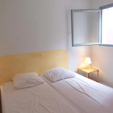 St Cyprien 2 * 维琪奥港